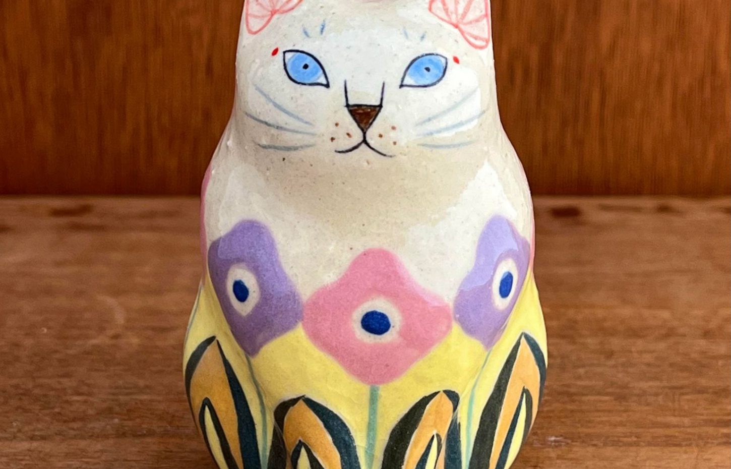 【美品】　ヤチコダルマ　のぞき　招き猫 張子] ヤチコダルマ／のぞき達磨 - 旅猫雑貨店オンライン ｜ 通販